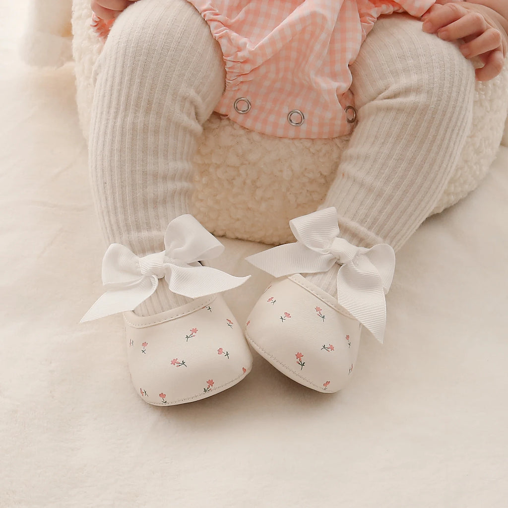 Adorable Floral Infant Sandals – Non-Slip Pre-Walkers for Baby Boys & Girls